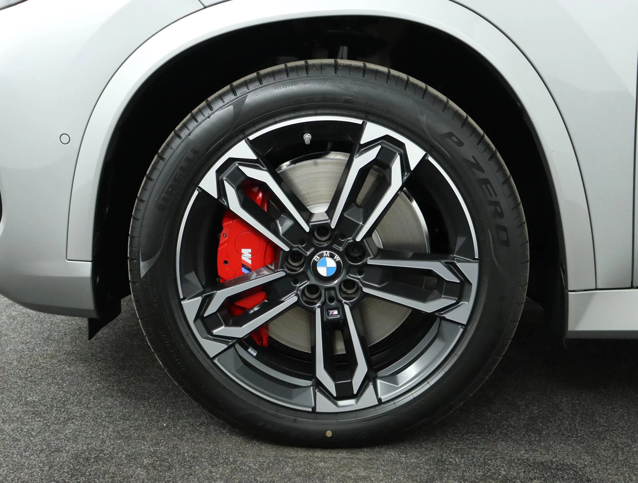 Hoofdafbeelding BMW iX1