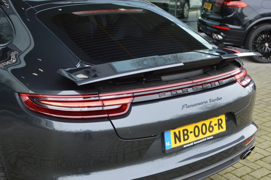 Hoofdafbeelding Porsche Panamera