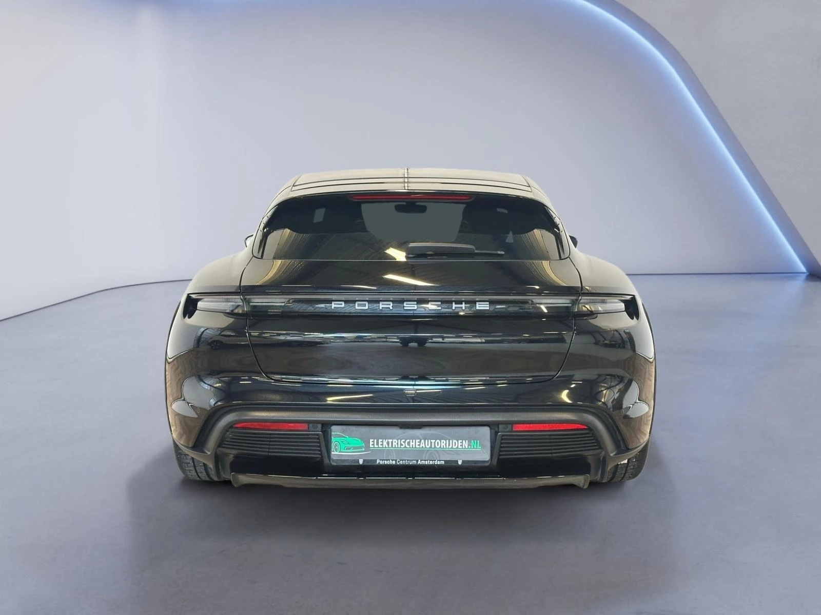 Hoofdafbeelding Porsche Taycan