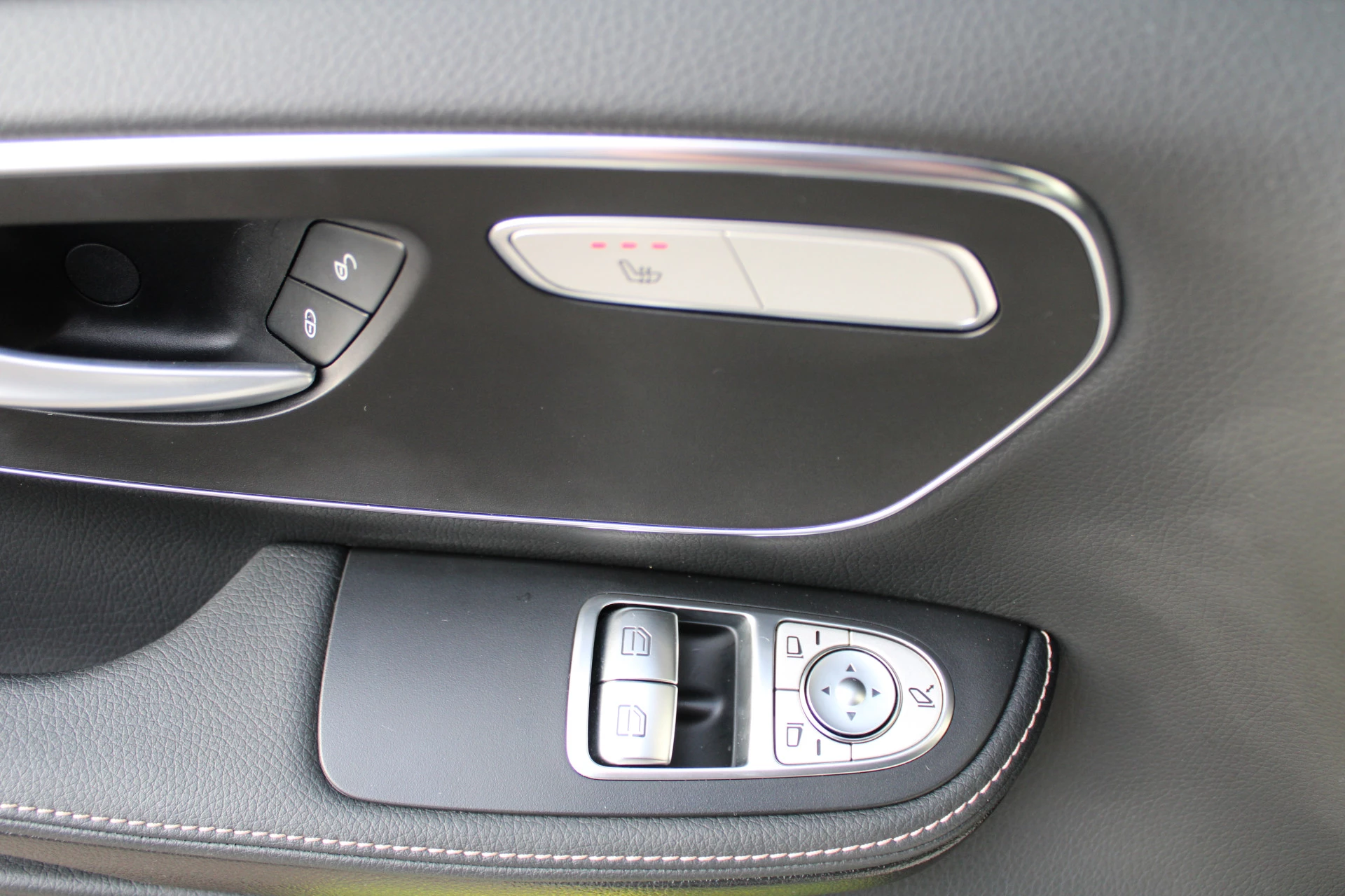 Hoofdafbeelding Mercedes-Benz EQV