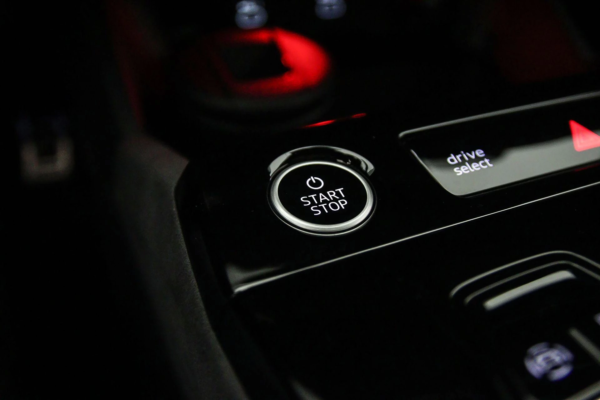 Hoofdafbeelding Audi A6 Avant e-tron