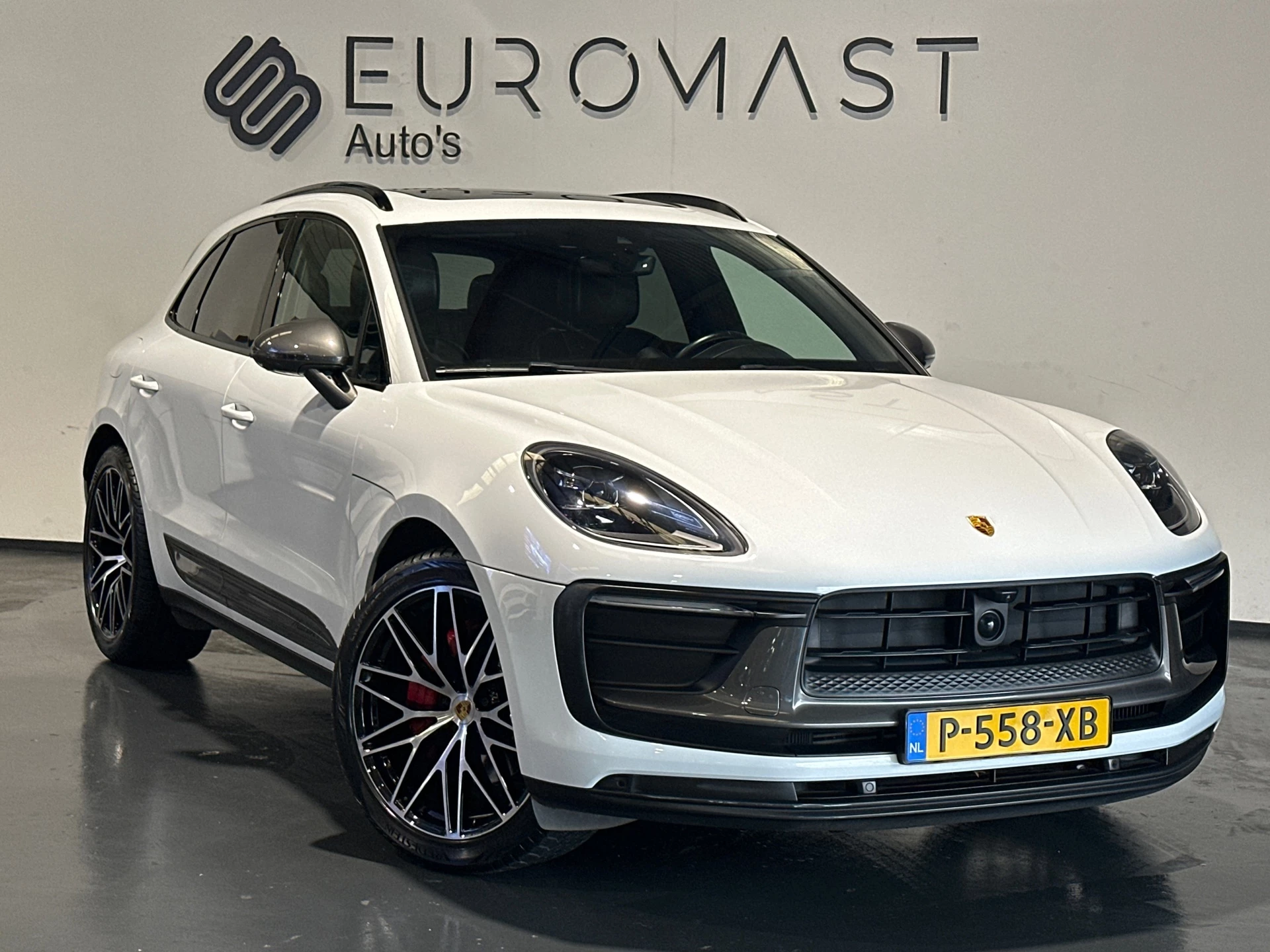 Hoofdafbeelding Porsche Macan