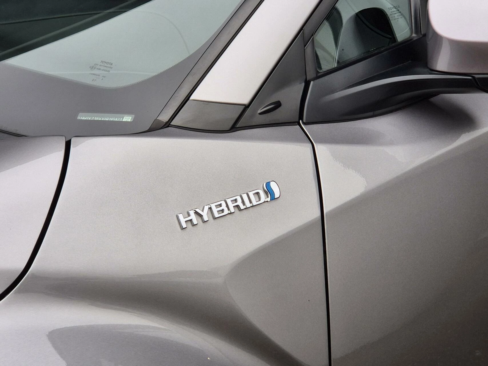 Hoofdafbeelding Toyota C-HR