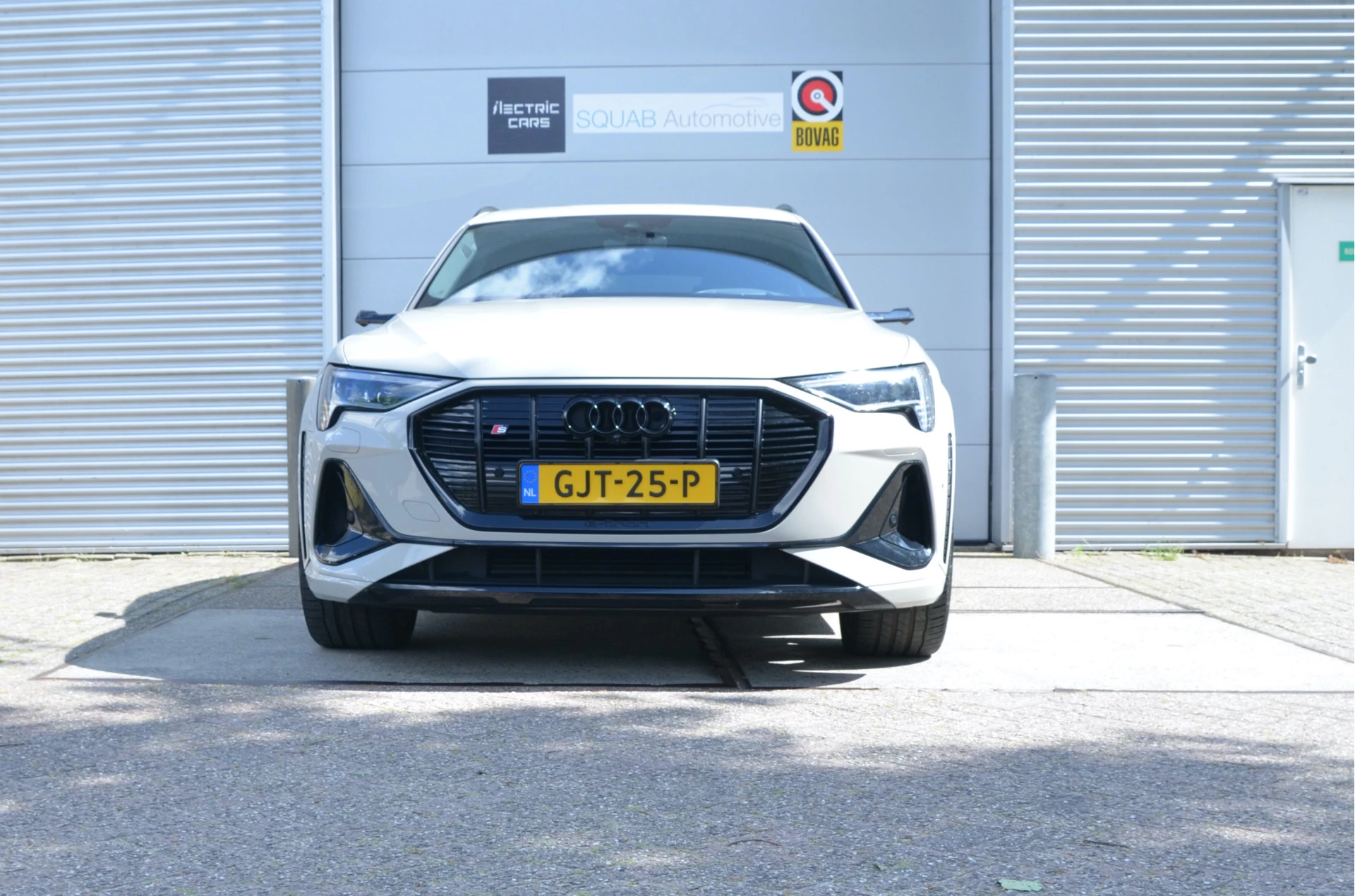 Hoofdafbeelding Audi e-tron