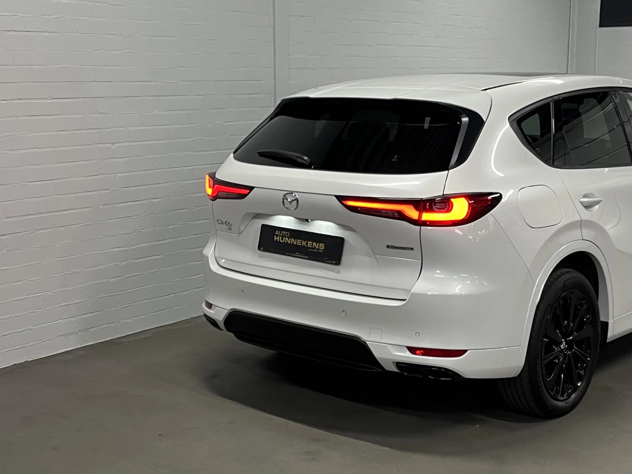 Hoofdafbeelding Mazda CX-60