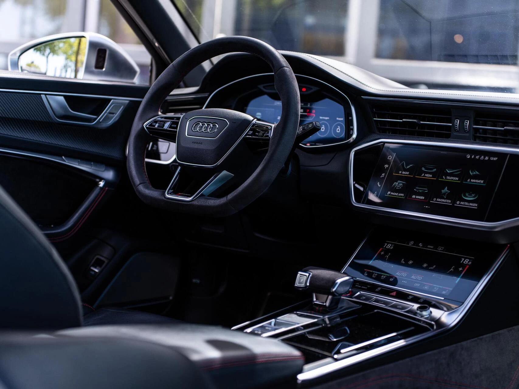 Hoofdafbeelding Audi A6