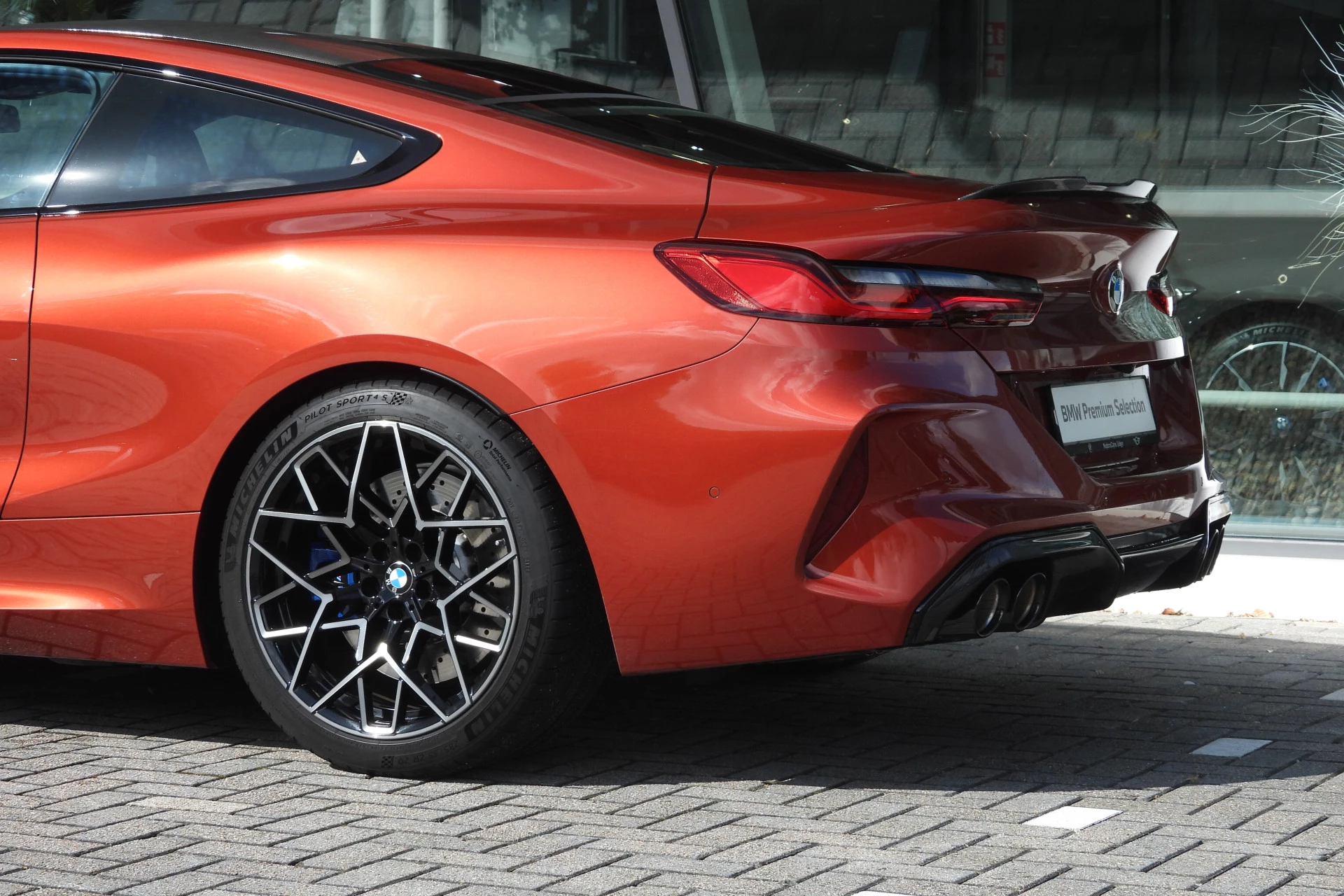 Hoofdafbeelding BMW M8