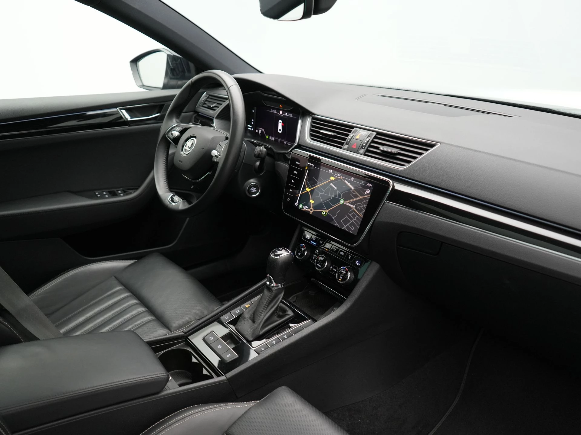 Hoofdafbeelding Škoda Superb