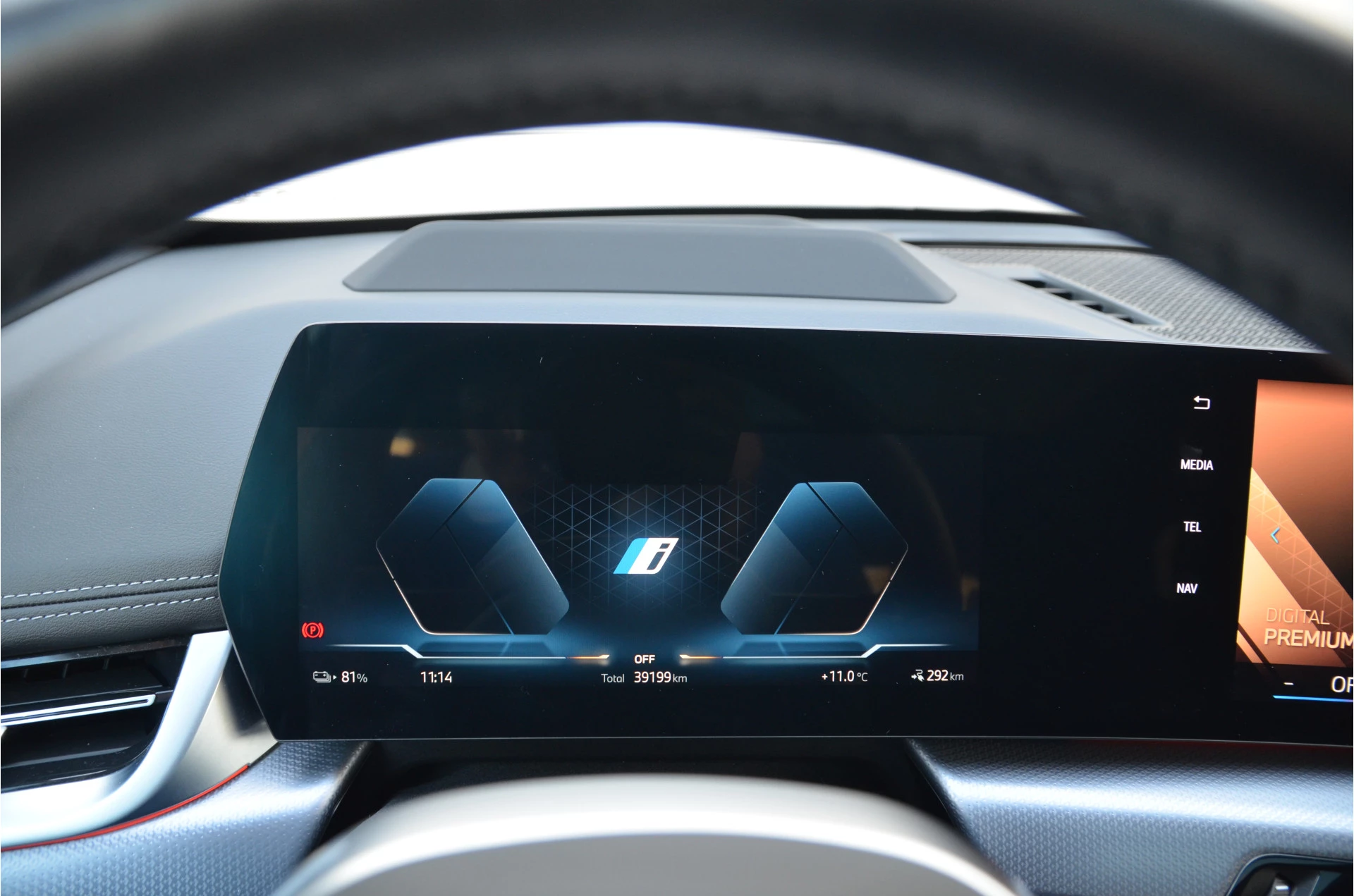 Hoofdafbeelding BMW iX1