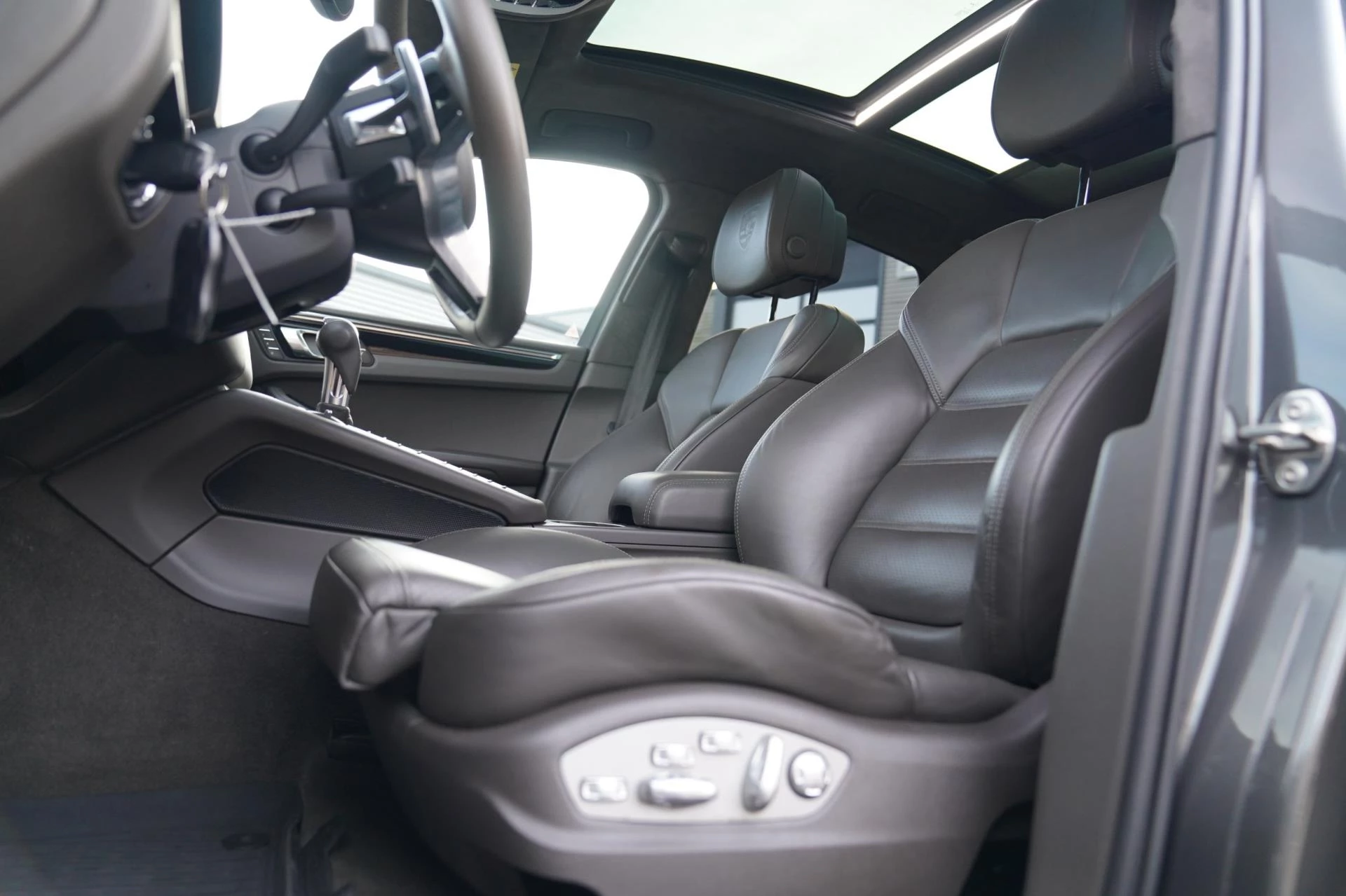 Hoofdafbeelding Porsche Macan