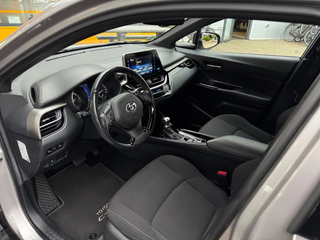 Hoofdafbeelding Toyota C-HR