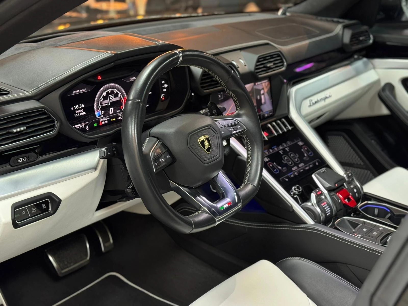 Hoofdafbeelding Lamborghini Urus