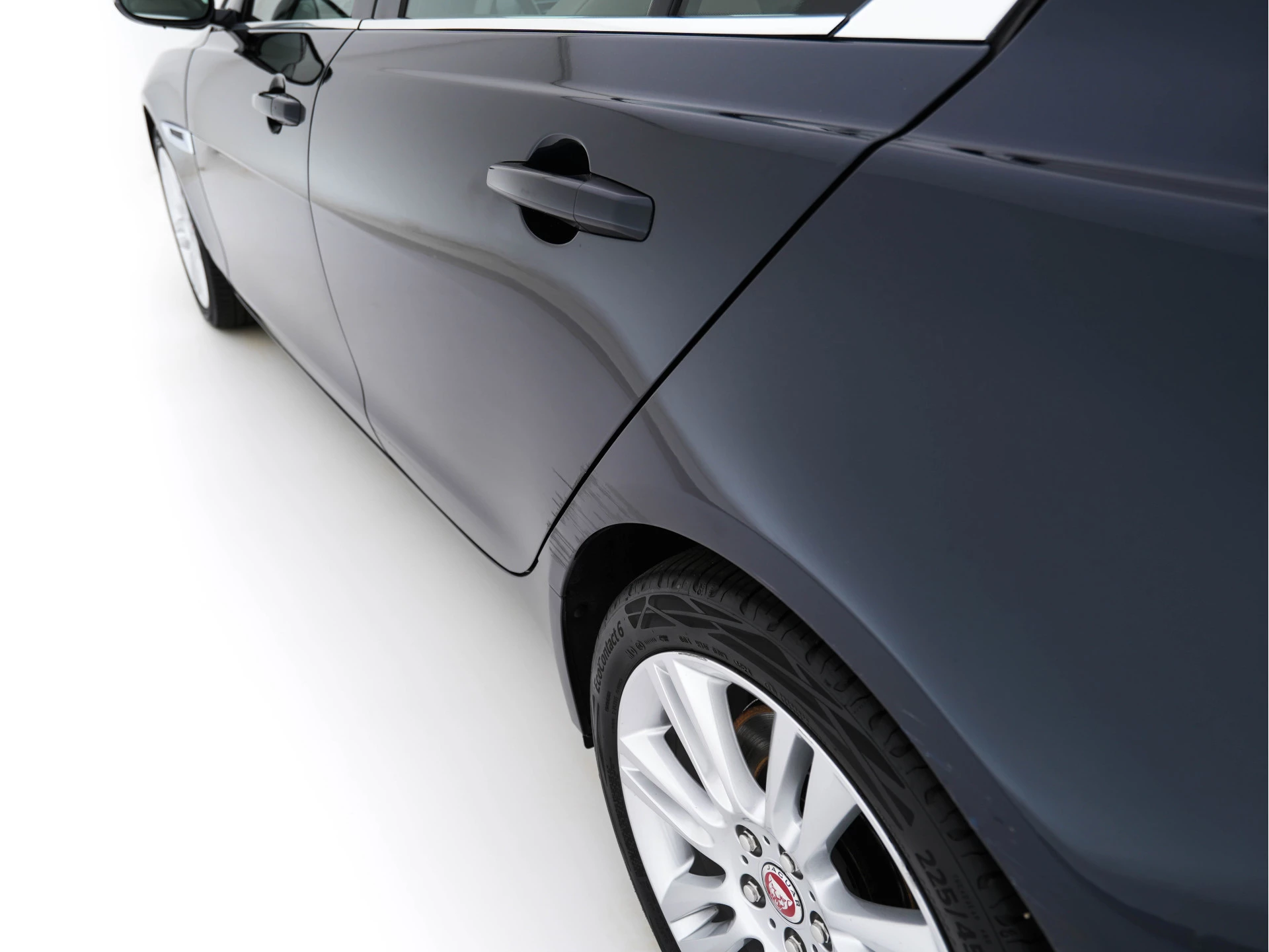 Hoofdafbeelding Jaguar XE