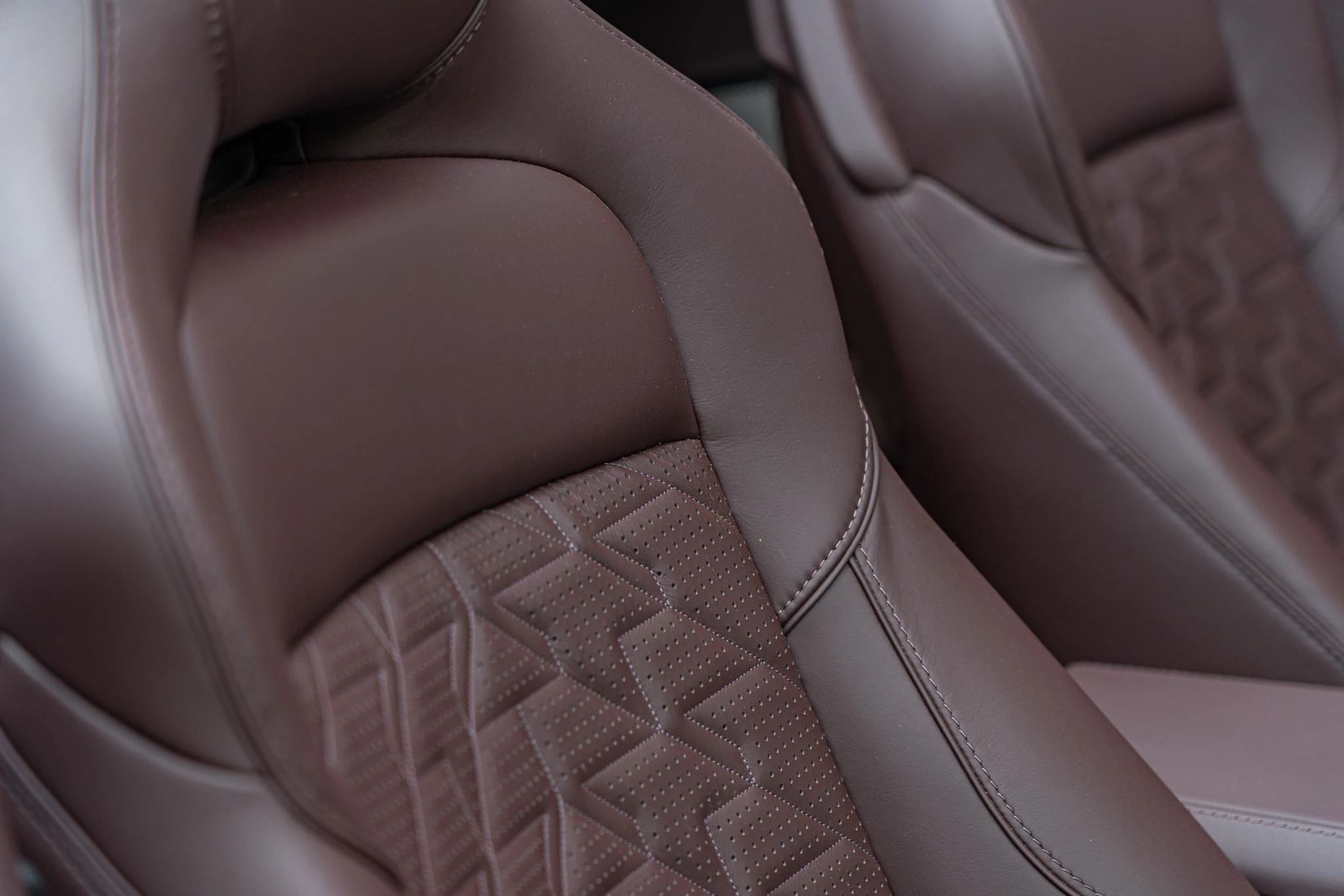 Hoofdafbeelding Aston Martin Vanquish