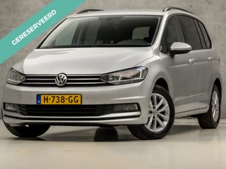 Volkswagen Touran 1.5 TSI Comfortline 7 Persoons 150Pk Automaat (APPLE CARPLAY, GROOT NAVI, CAMERA, TREKHAAK, ADAPTIVE CRUISE, SPORTSTOELEN, GETINT GLAS, PARKEERSENSOREN, NIEUWSTAAT)