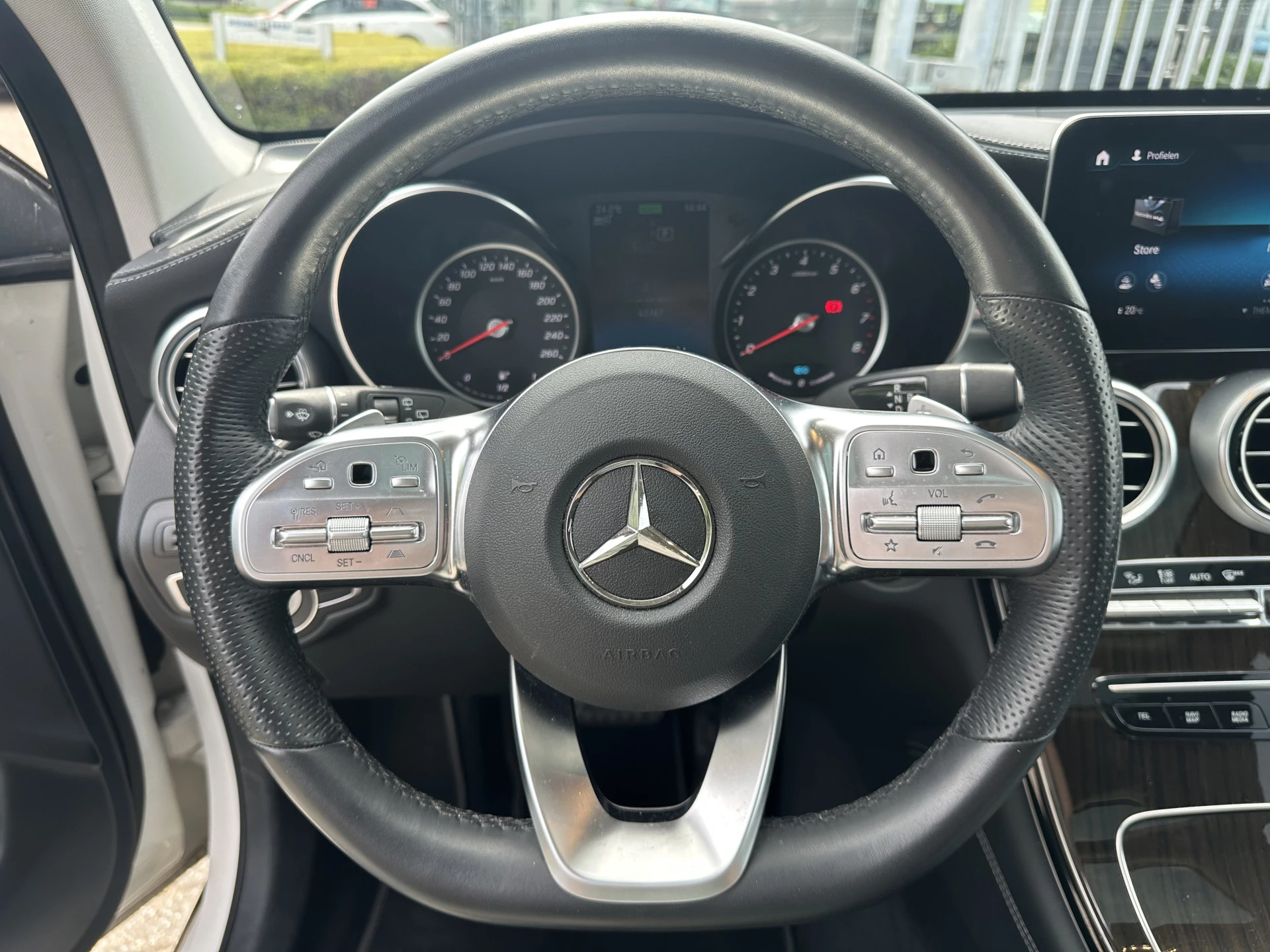 Hoofdafbeelding Mercedes-Benz GLC