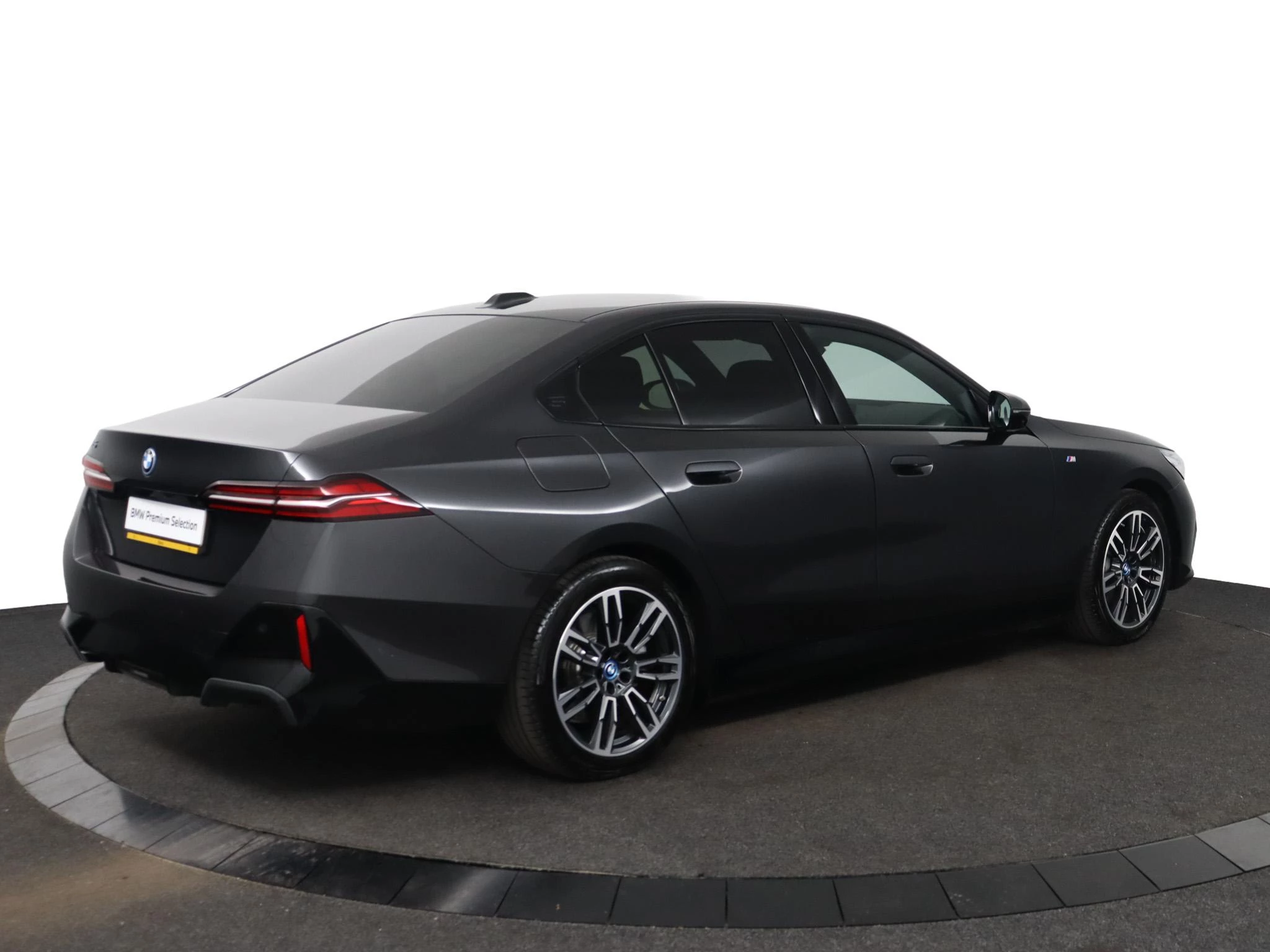 Hoofdafbeelding BMW i5