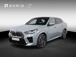 Hoofdafbeelding BMW iX2 BMW iX2 xDrive30 M Sport Edition | Panoramadak | Stoelverwarming | Driving Assistant Plus | Head-Up Display |