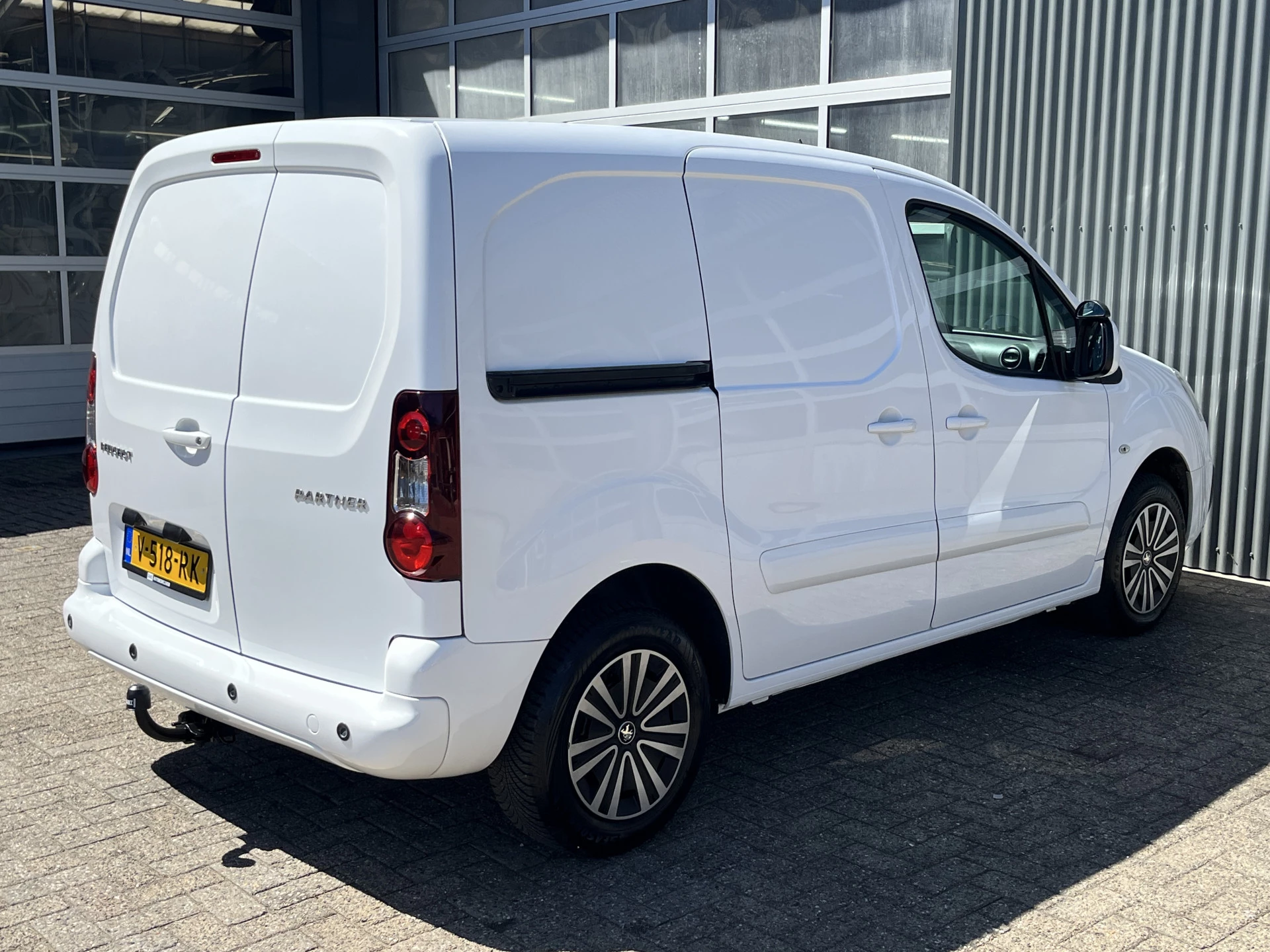 Hoofdafbeelding Peugeot Partner