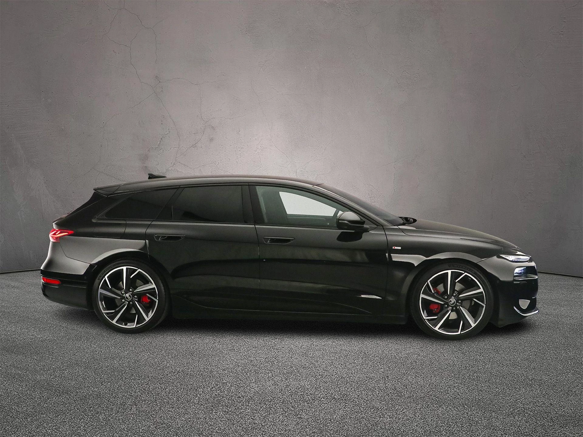 Hoofdafbeelding Audi A6 Avant e-tron