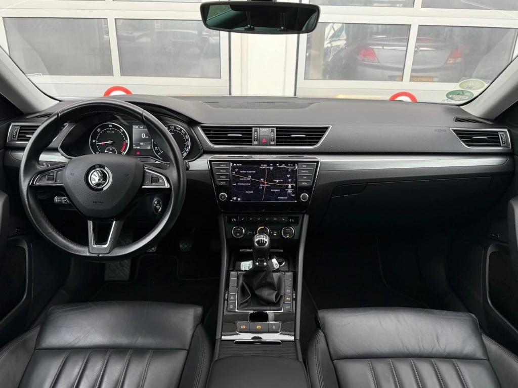 Hoofdafbeelding Škoda Superb