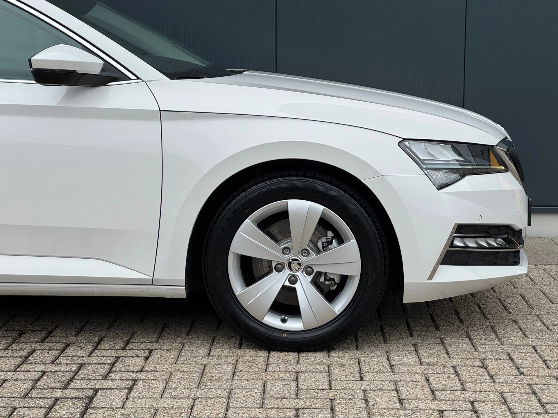 Hoofdafbeelding Škoda Superb