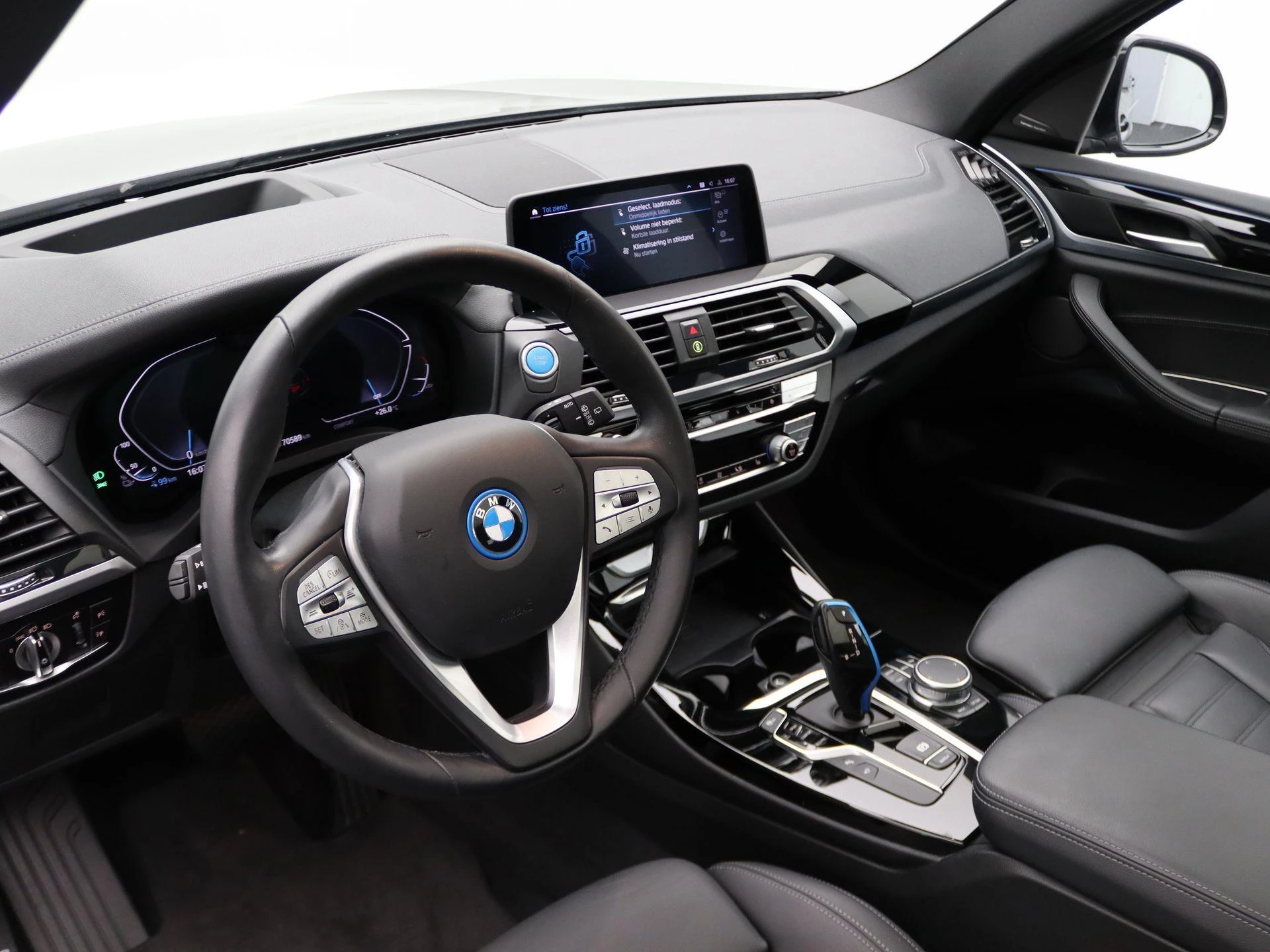 Hoofdafbeelding BMW iX3