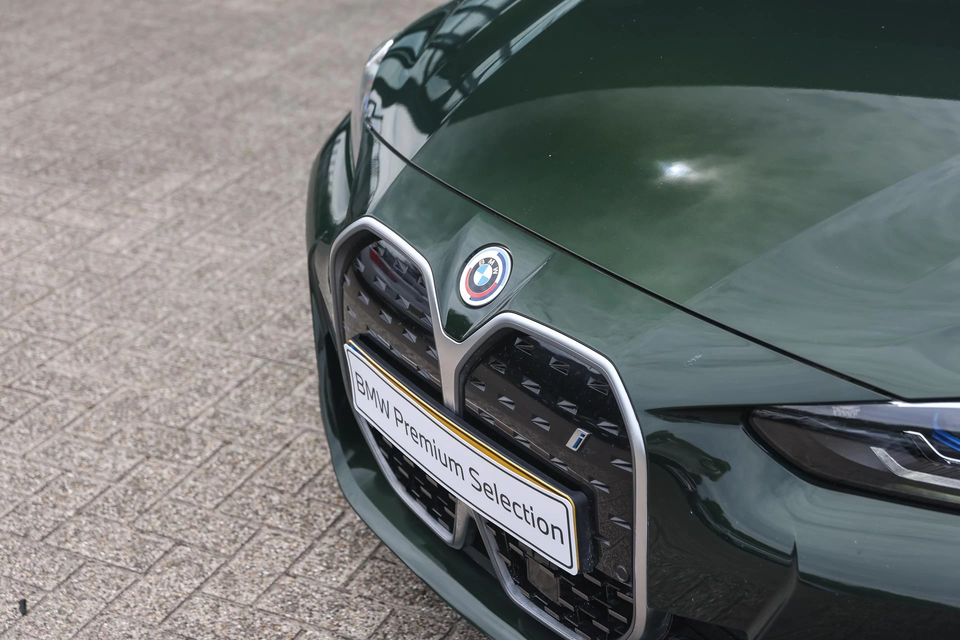 Hoofdafbeelding BMW i4