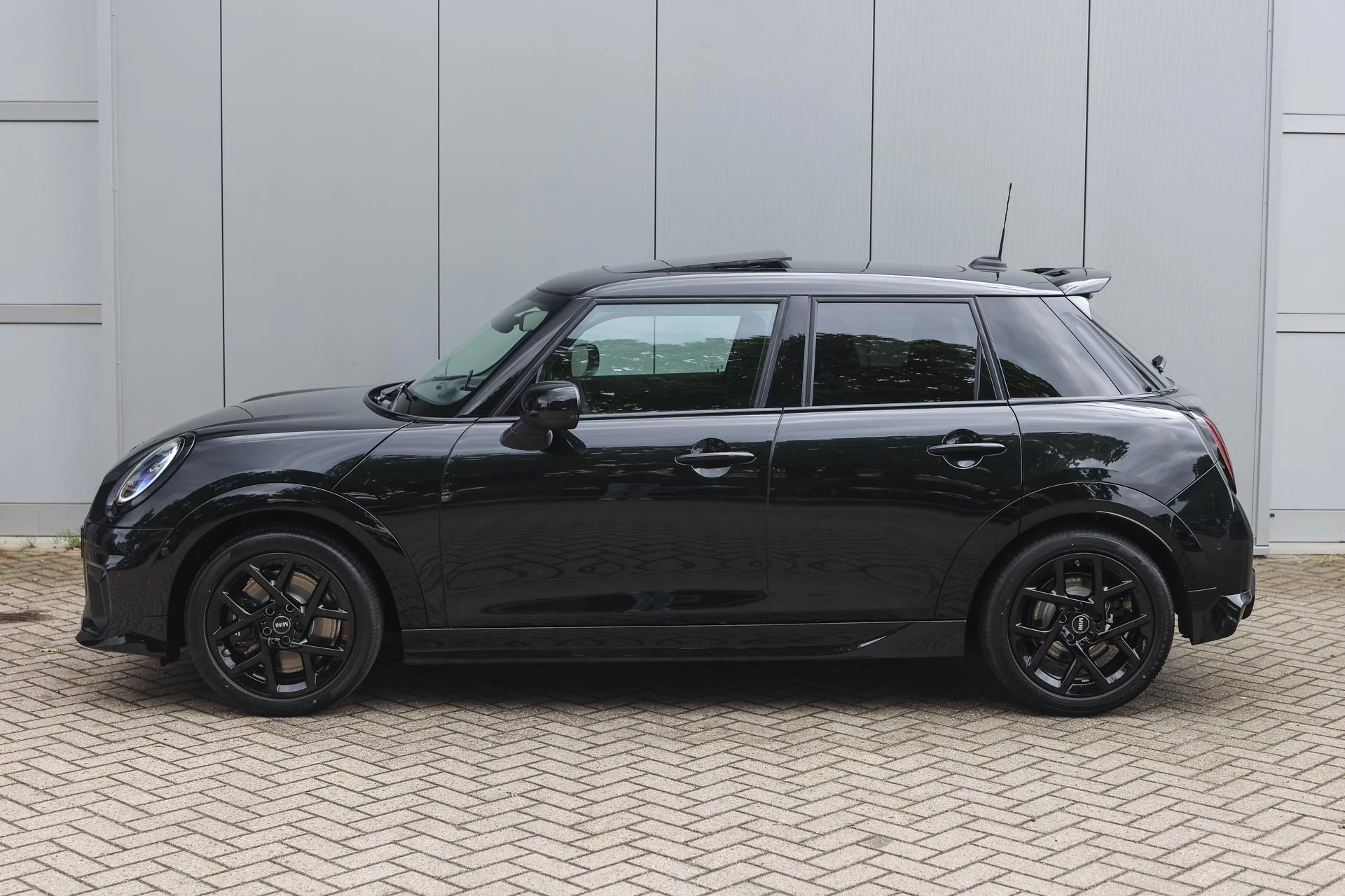 Hoofdafbeelding MINI 5-deurs