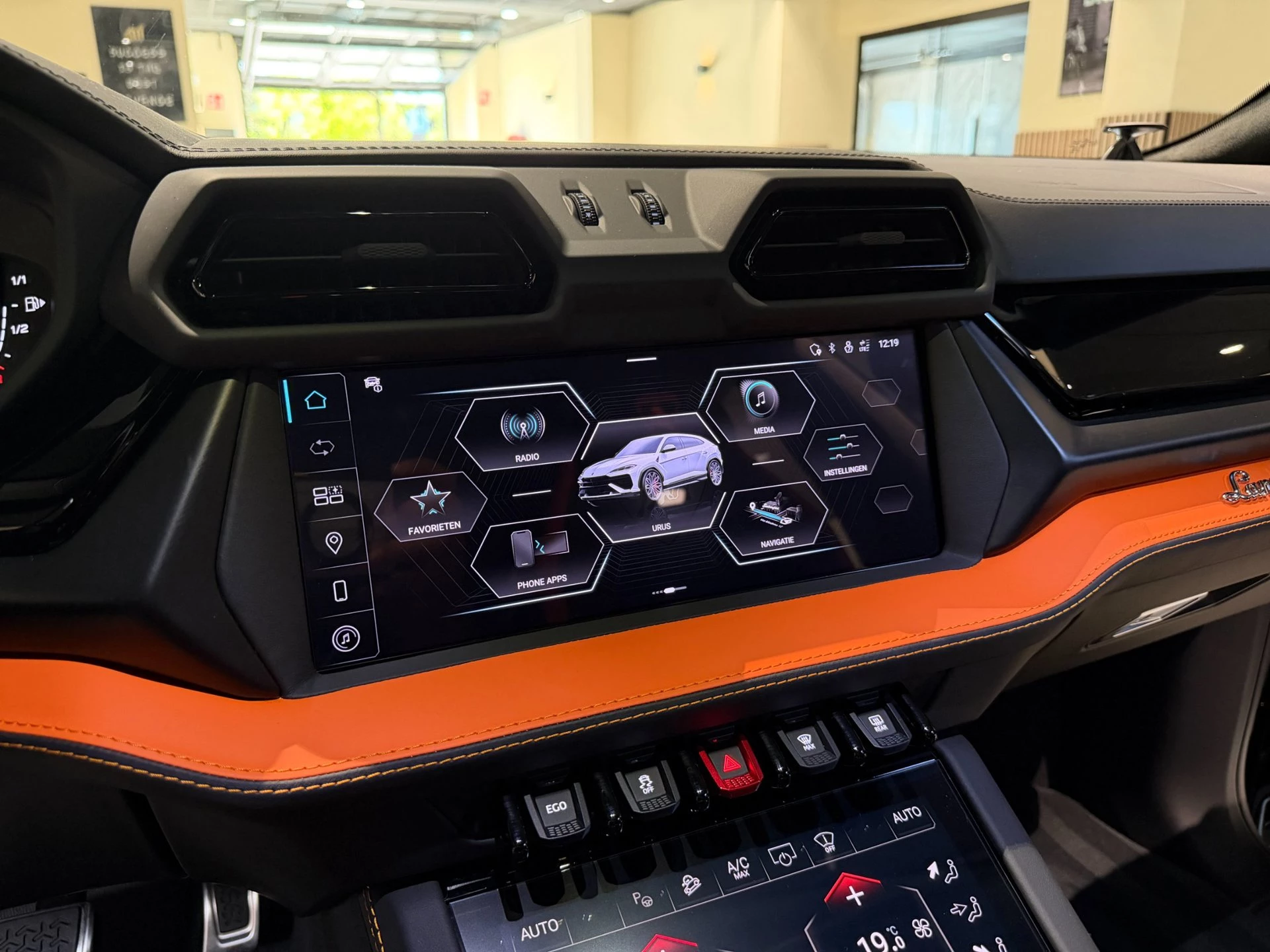 Hoofdafbeelding Lamborghini Urus