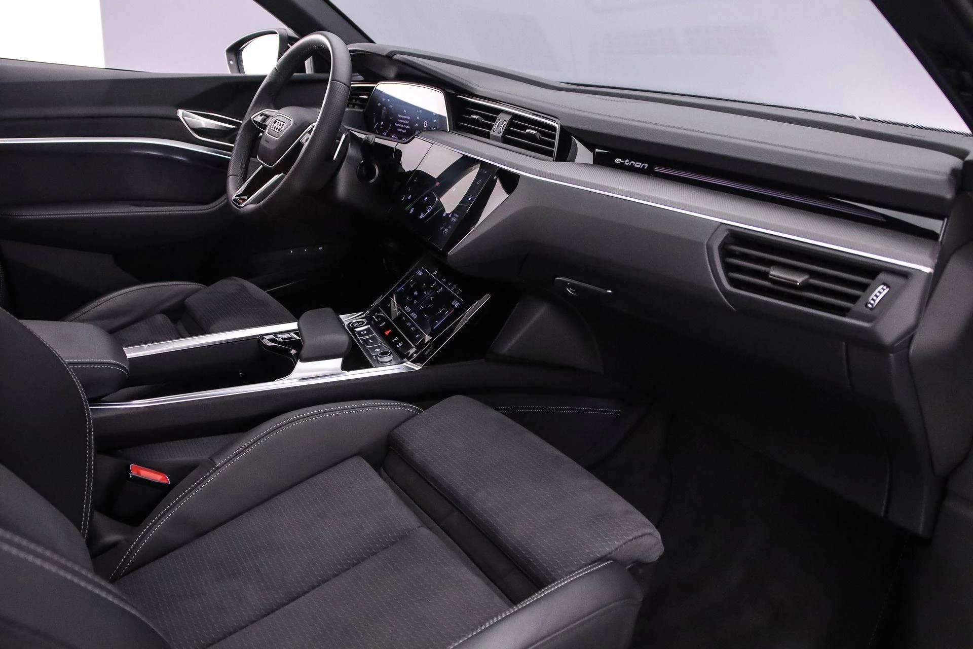Hoofdafbeelding Audi Q8 e-tron