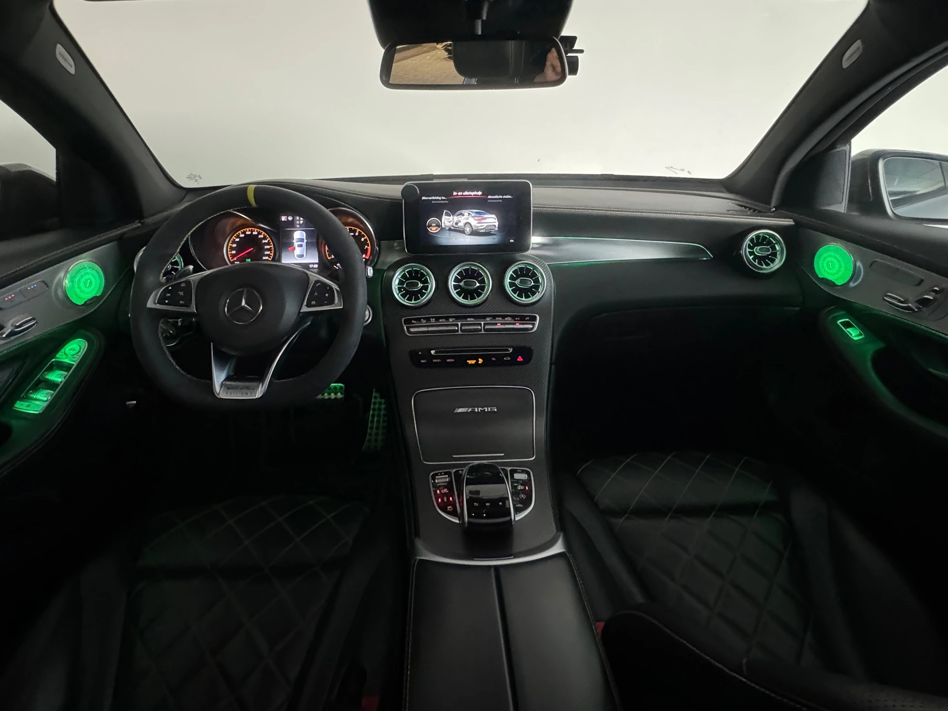 Hoofdafbeelding Mercedes-Benz GLC