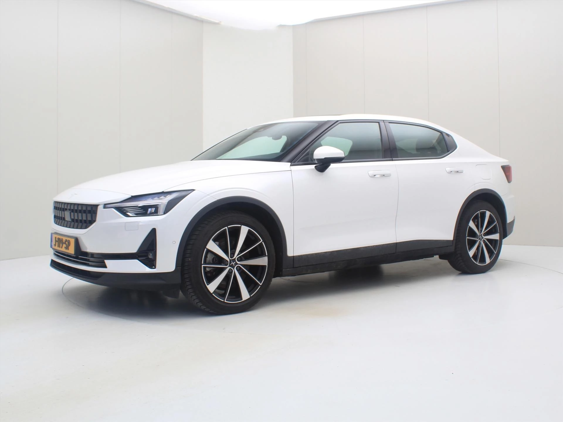 Hoofdafbeelding Polestar 2