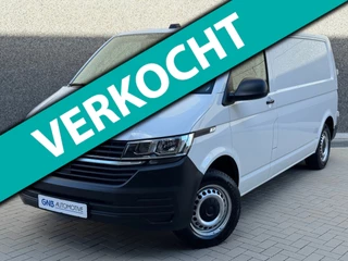 Volkswagen Transporter 2.0 TDI L2H1 | 110pk | Cruise control | Carplay | Parkeersensoren | Airco | Laden inrichting | Trekhaak