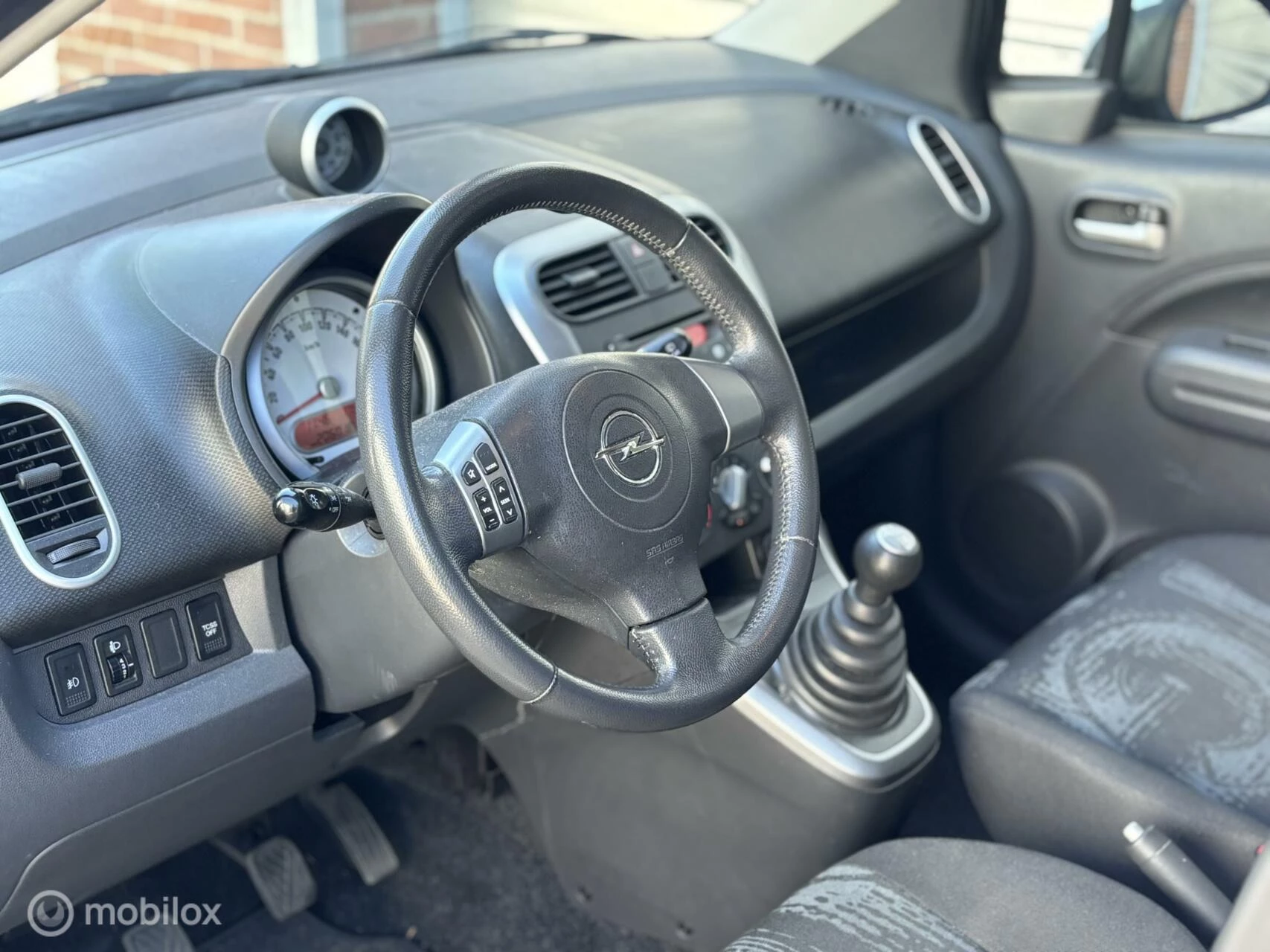 Hoofdafbeelding Opel Agila