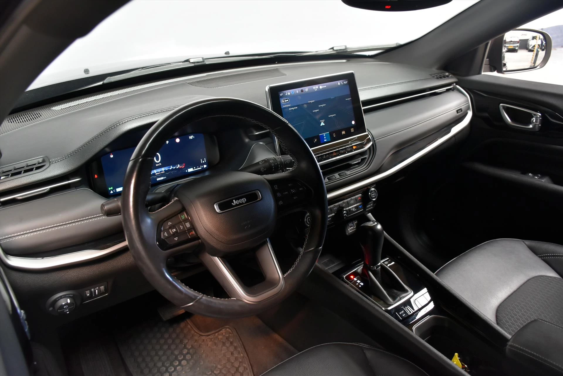 Hoofdafbeelding Jeep Compass
