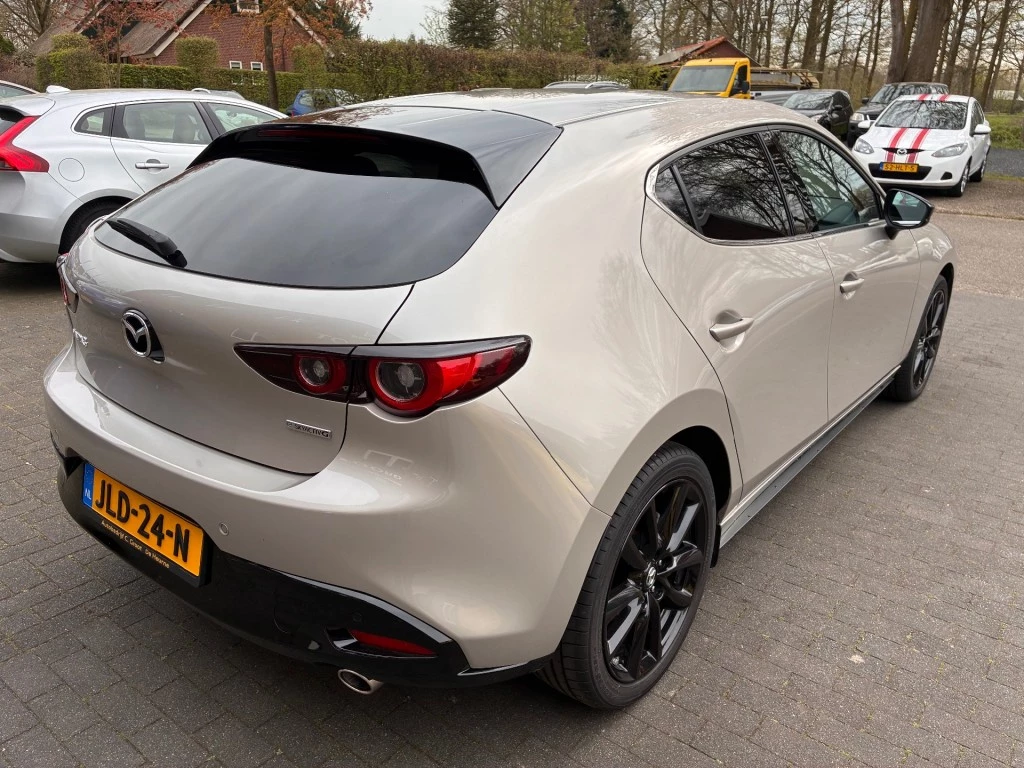 Hoofdafbeelding Mazda 3