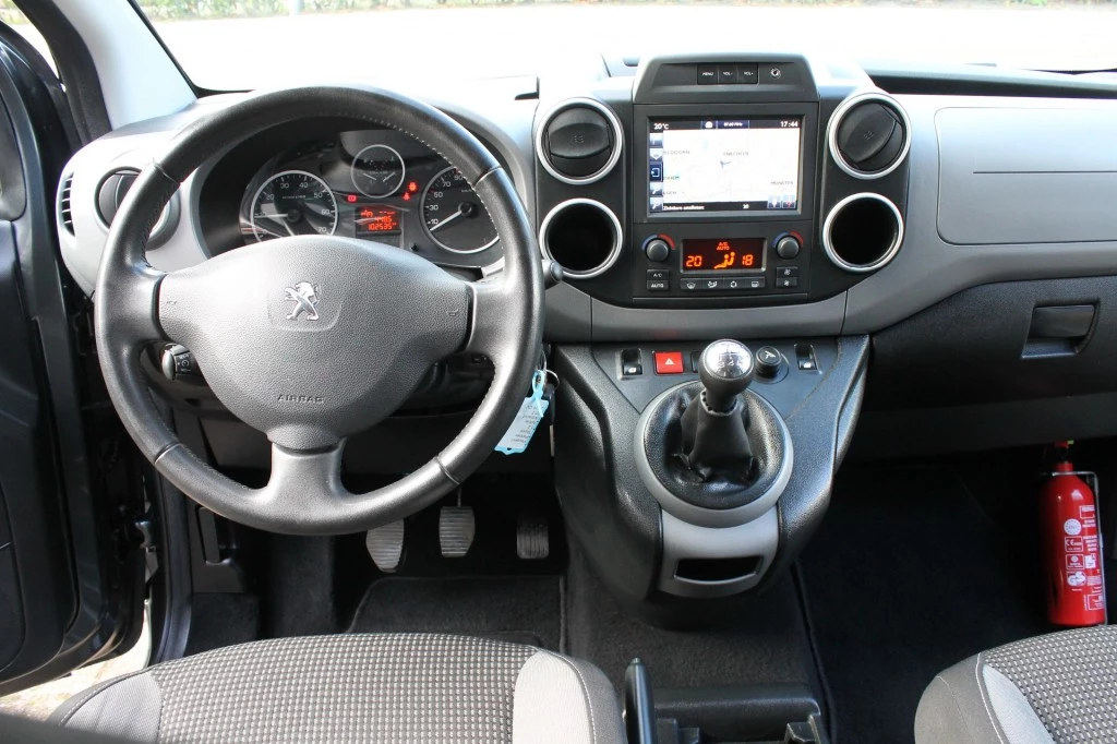 Hoofdafbeelding Peugeot Partner
