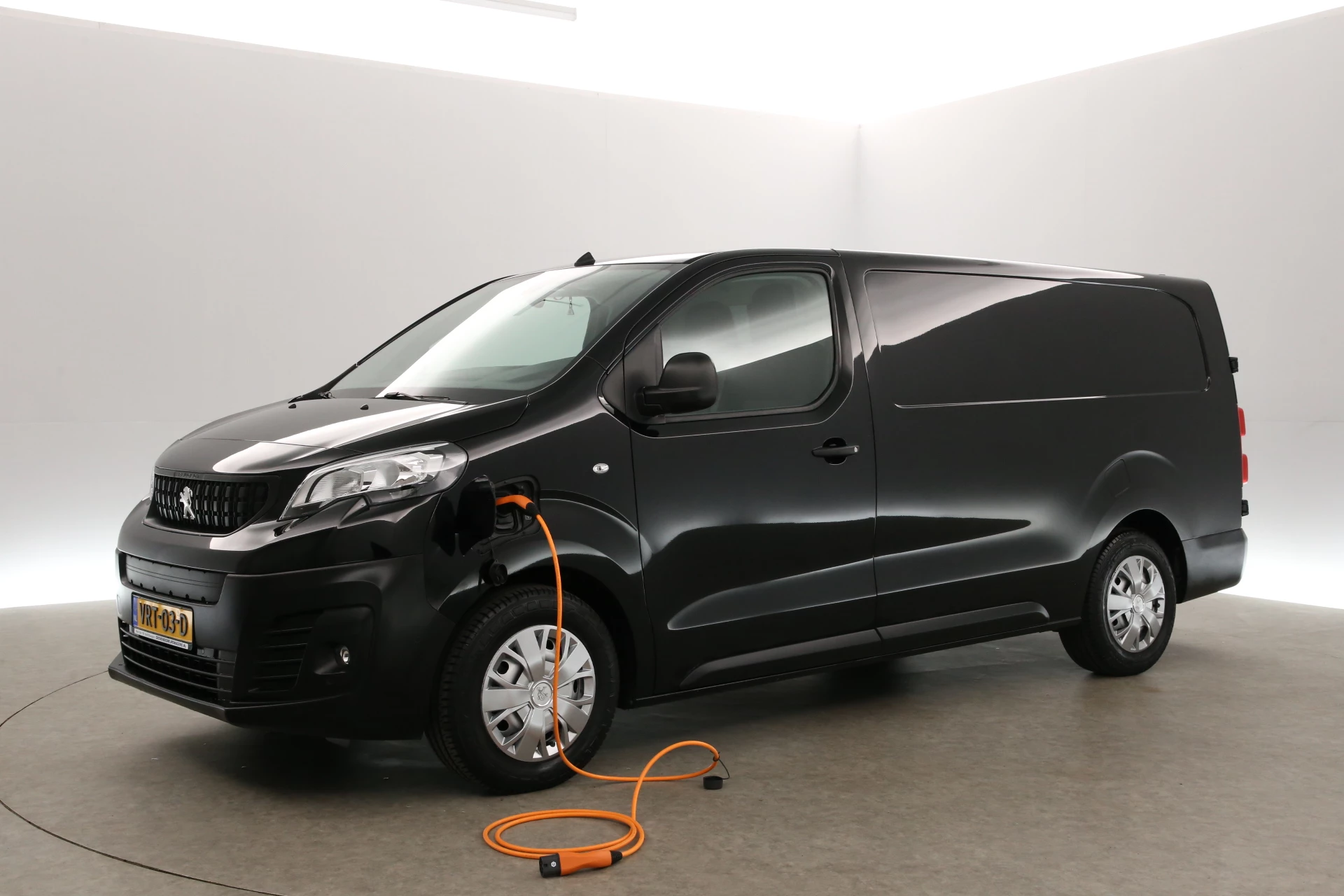 Hoofdafbeelding Peugeot e-Expert