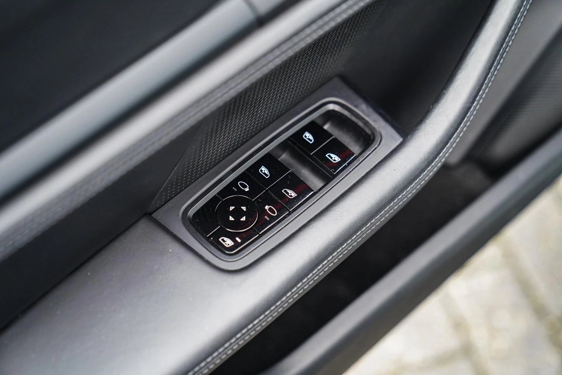 Hoofdafbeelding Porsche Taycan