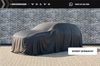 Hoofdafbeelding Volvo EX40 Volvo EX40 Single Motor Extended Range Ultra Black Edition Europa | Donker Glas | Panoramadak | Power Seats | Harman Kardon | 360 Camera |