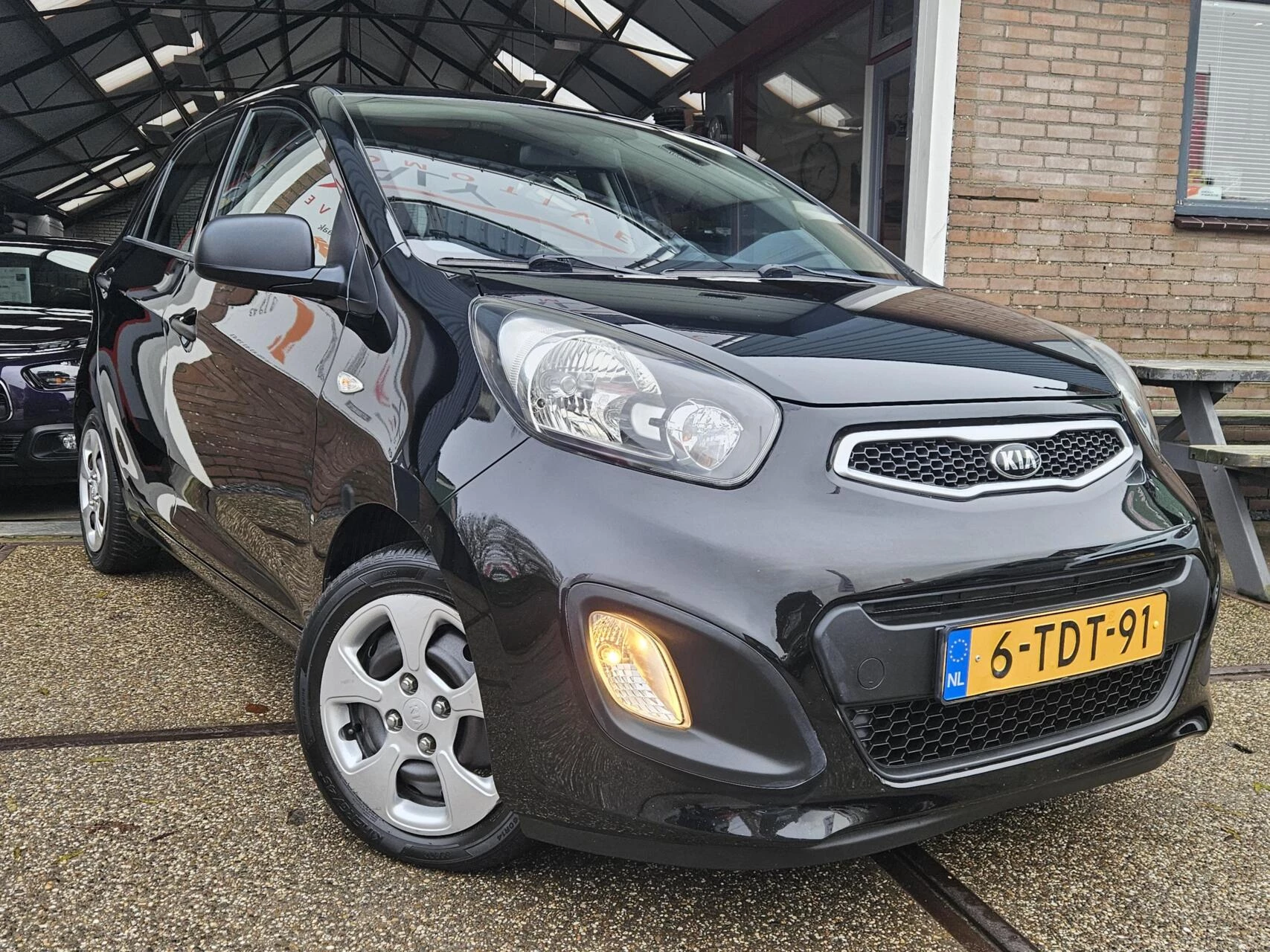 Hoofdafbeelding Kia Picanto