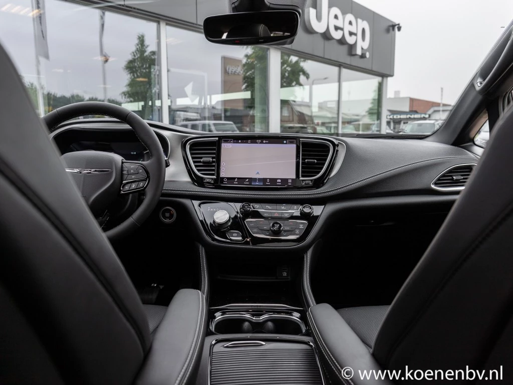 Hoofdafbeelding Chrysler Pacifica