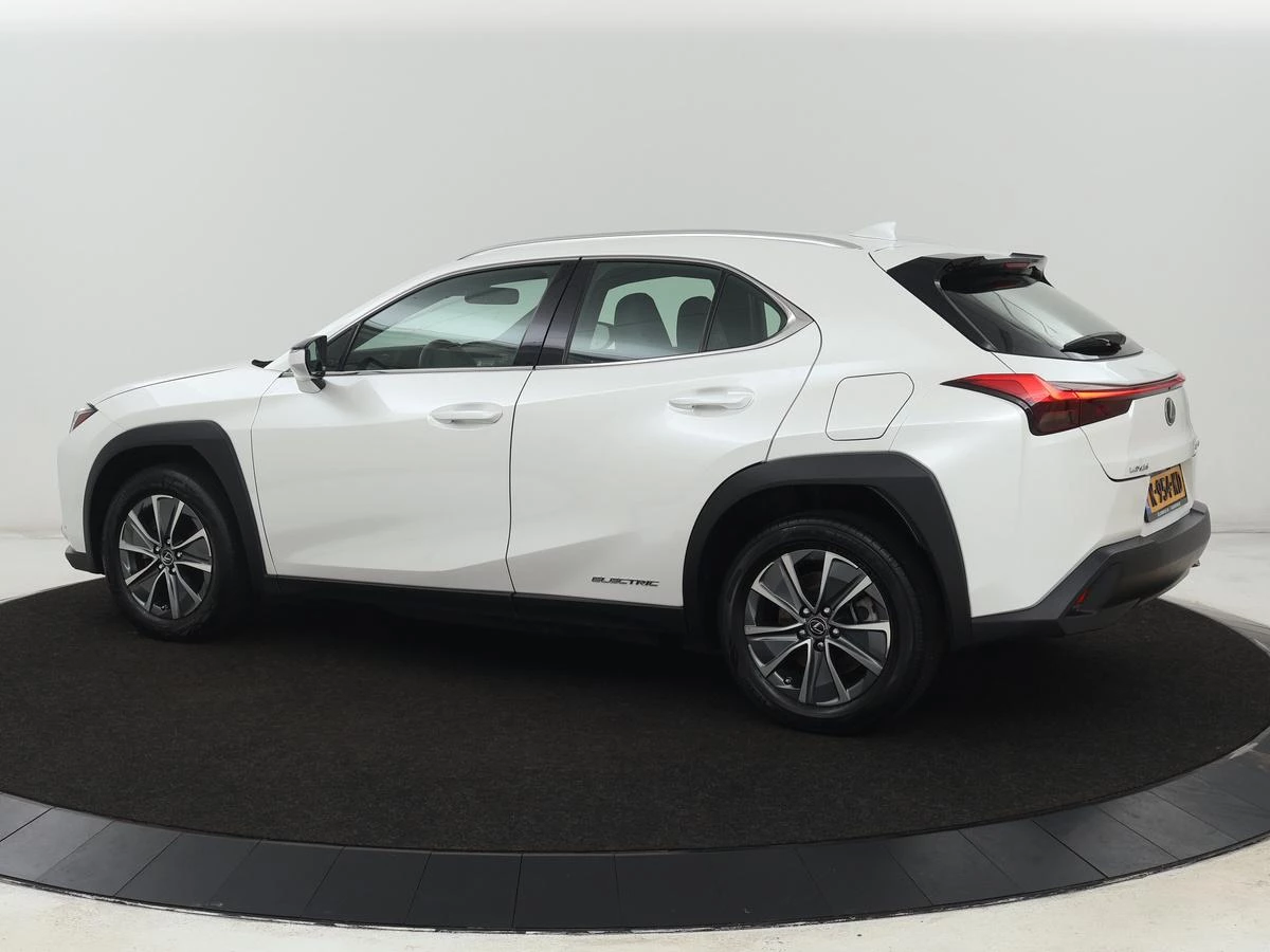 Hoofdafbeelding Lexus UX