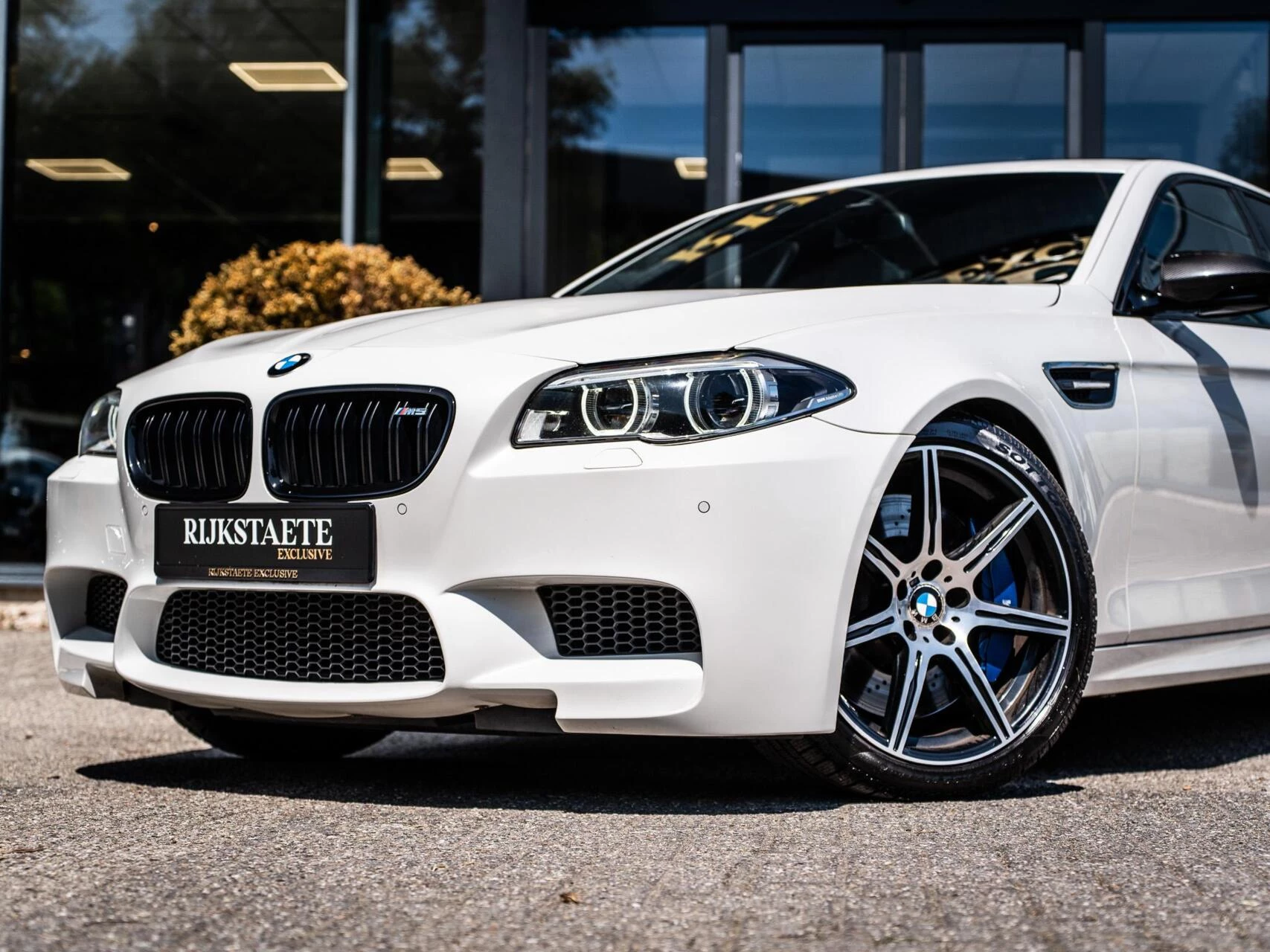 Hoofdafbeelding BMW M5