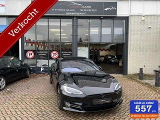 Tesla Model S 75D Auto pilot
