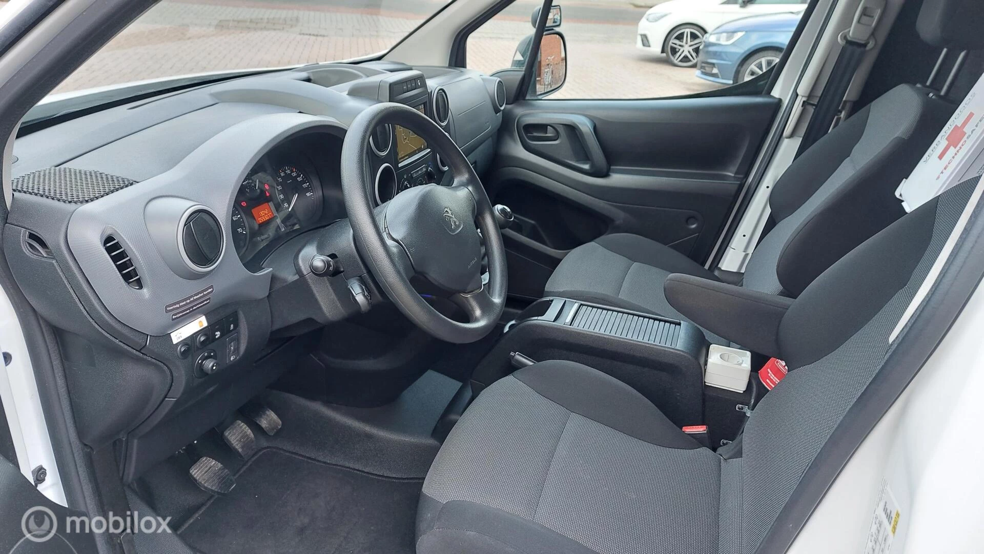 Hoofdafbeelding Peugeot Partner