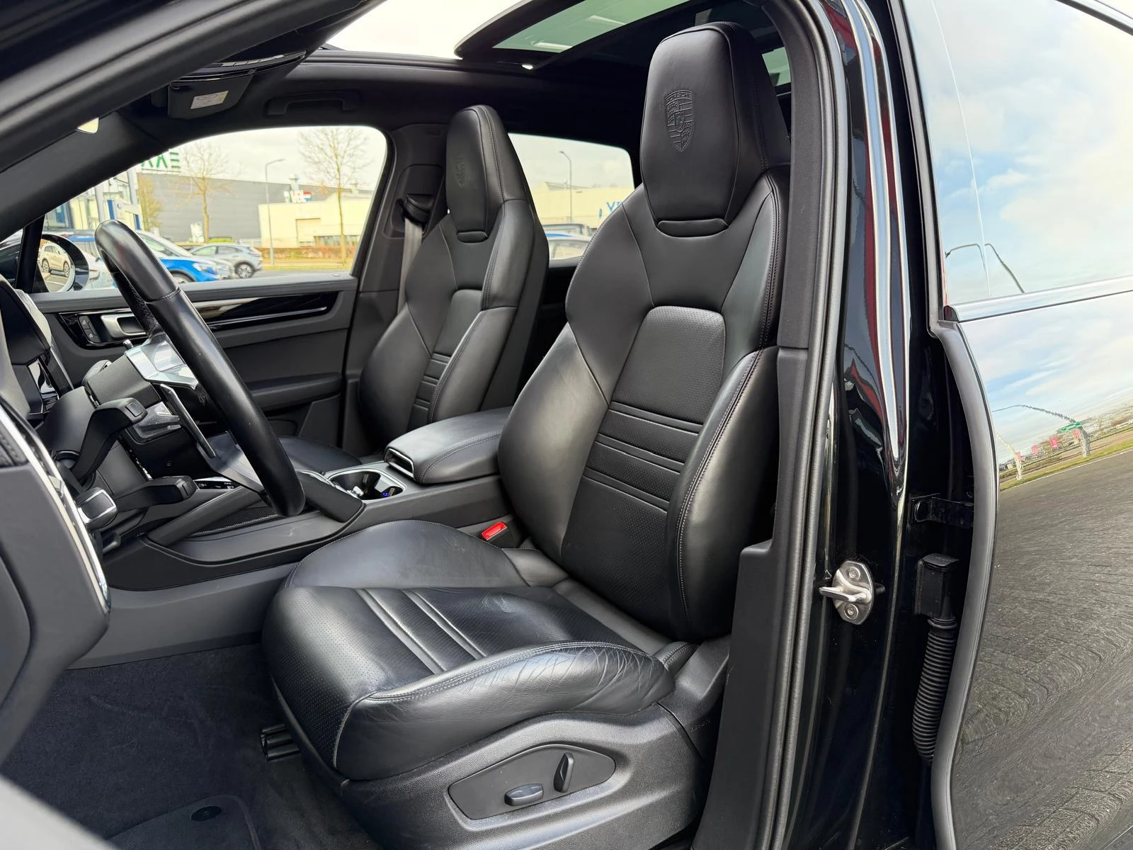 Hoofdafbeelding Porsche Cayenne