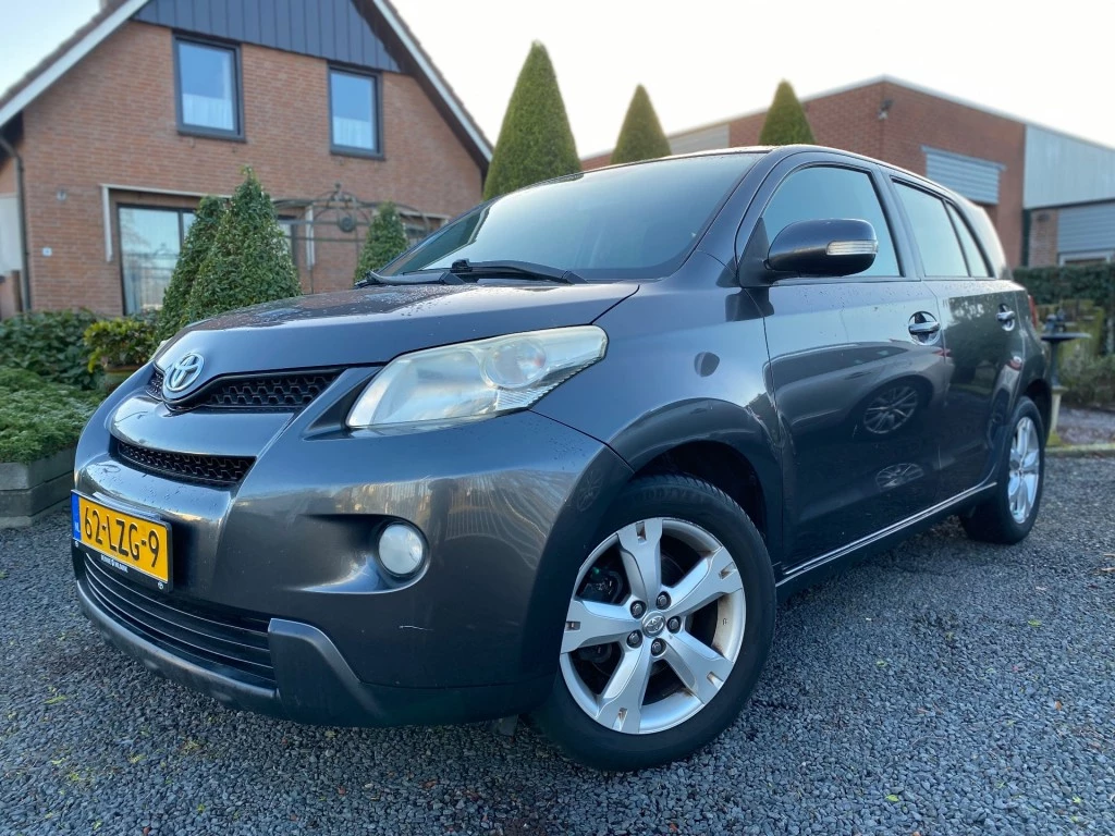 Hoofdafbeelding Toyota Urban Cruiser