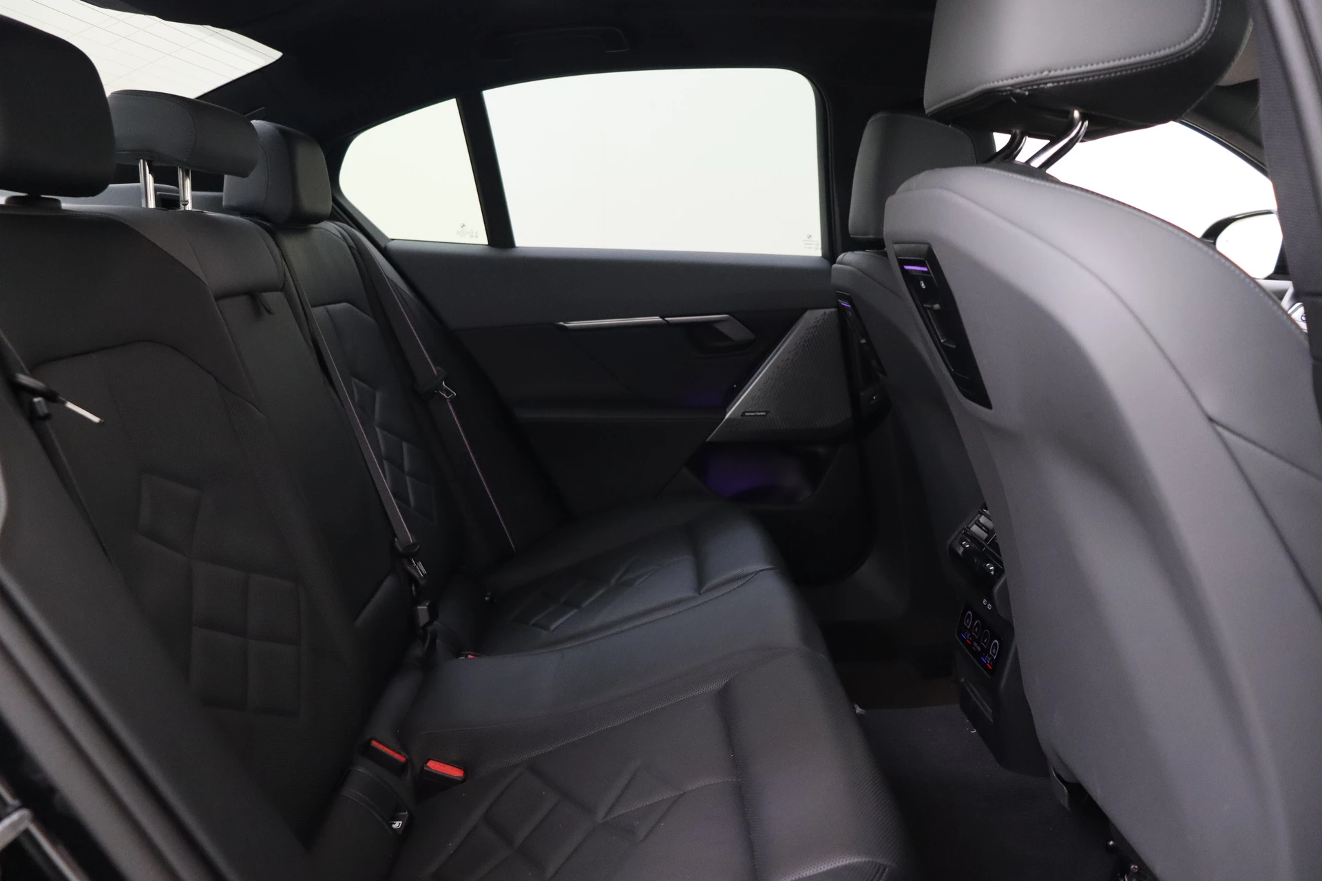 Hoofdafbeelding BMW i5